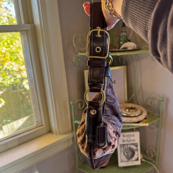 🍫 VTG COACH 11371 Signature C Mini Hobo Bag Brown Monogram & Brass Hardware Y2K - Picture 8 of 10